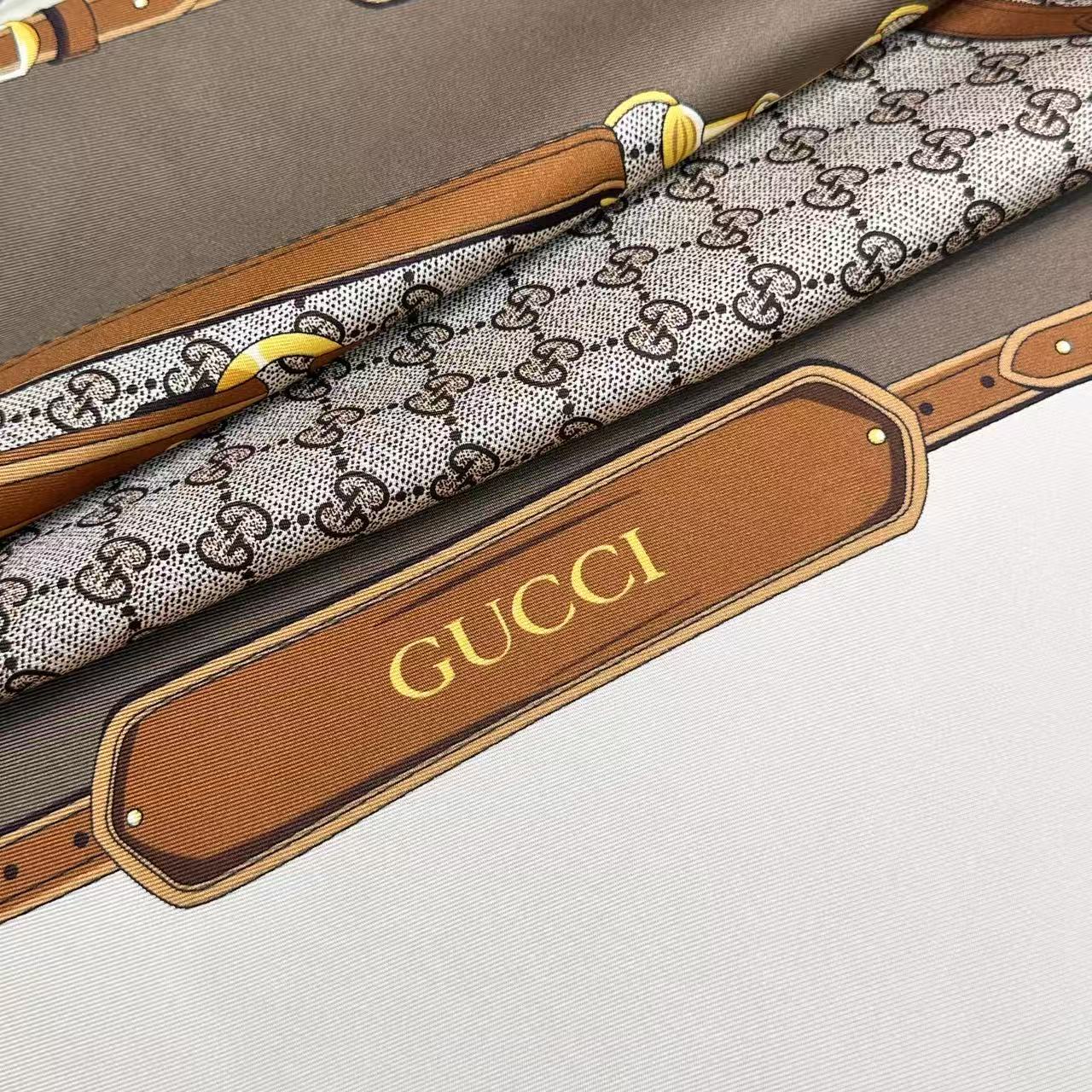 GUCCI 26S SCARF 90 IN SILK 309787