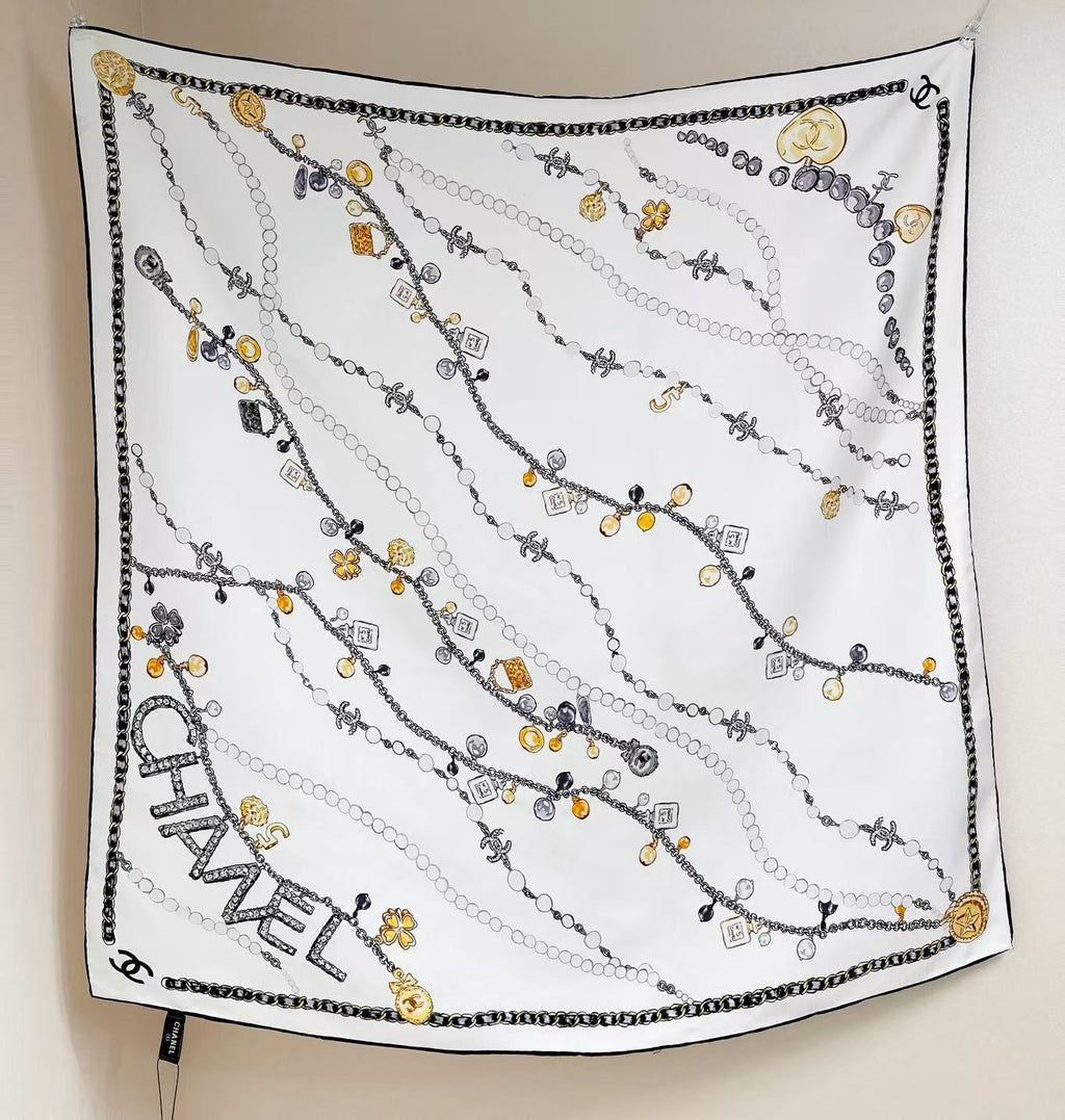 CHANEL 26S SCARF 90 IN SILK 307120