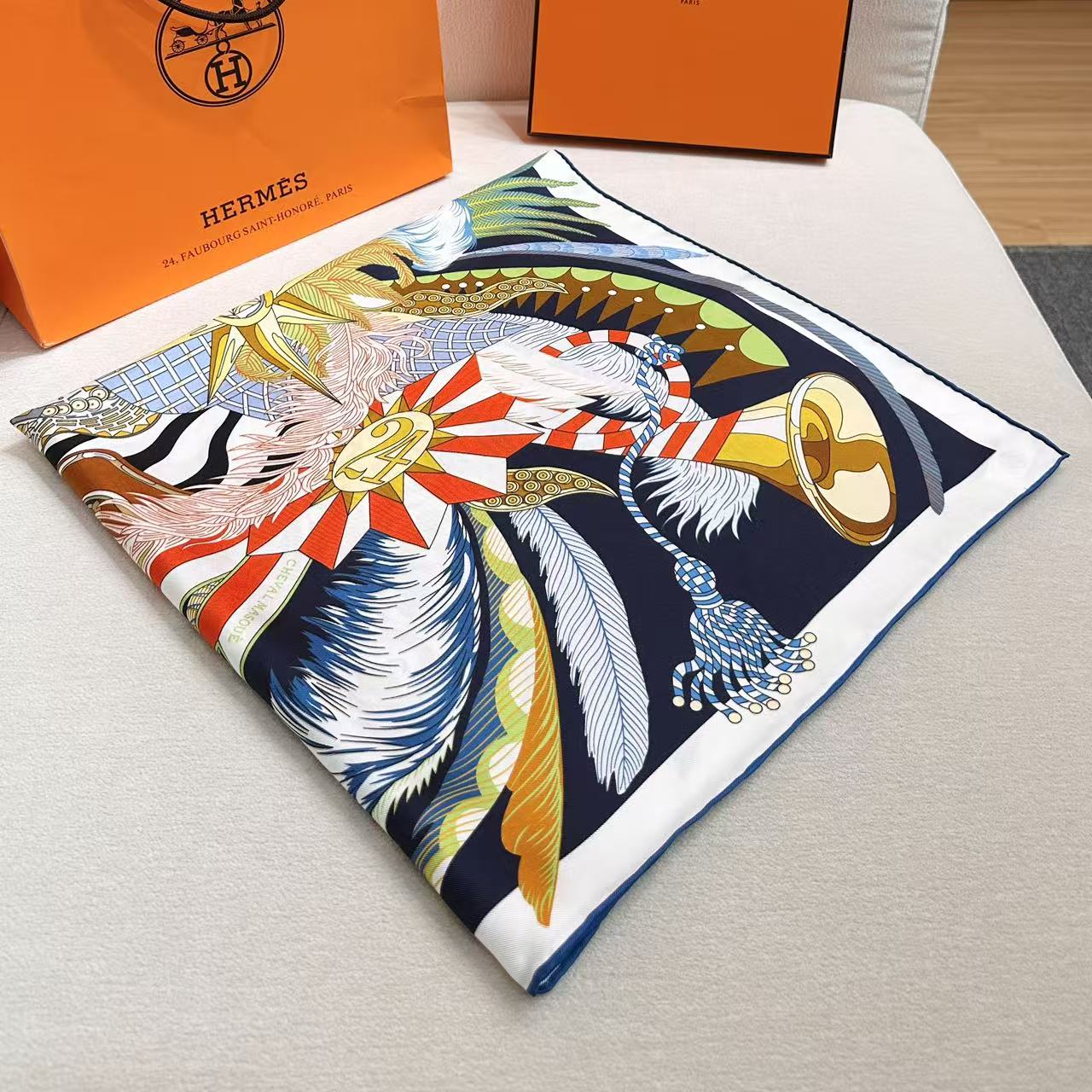 HERMES 26S SCARF 88 IN SILK 303218
