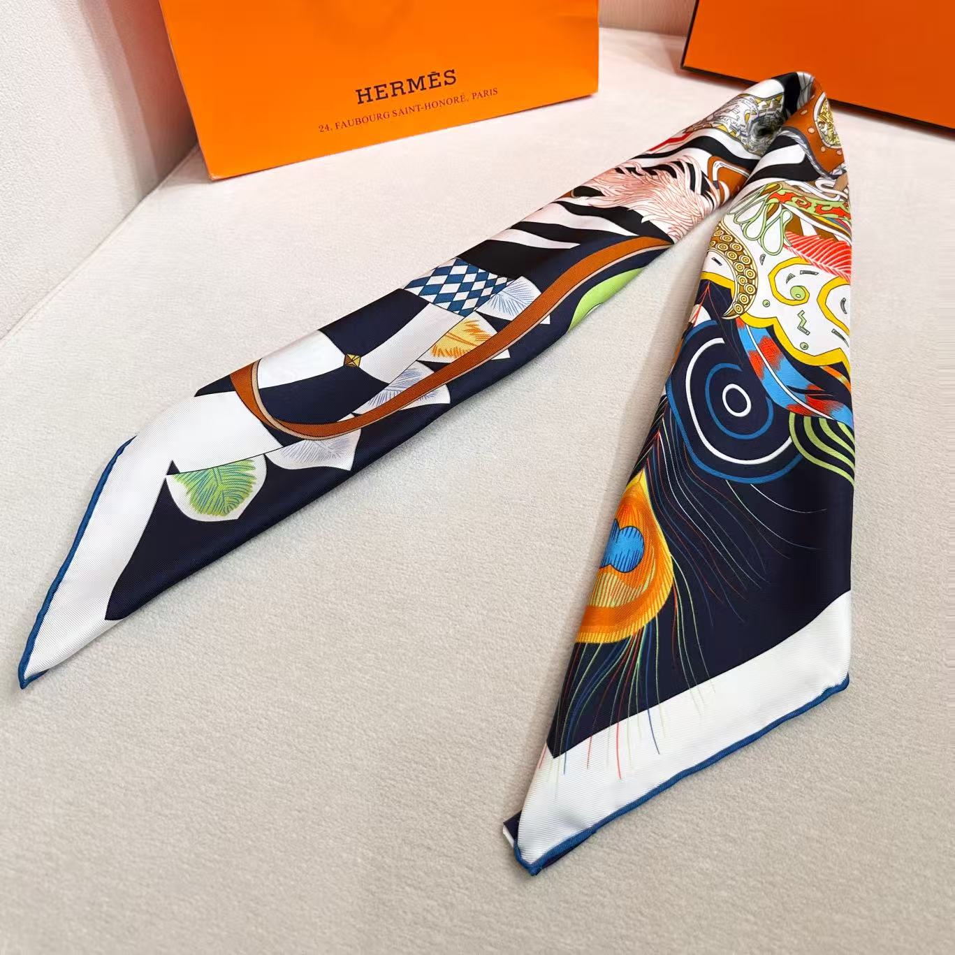 HERMES 26S SCARF 88 IN SILK 303218