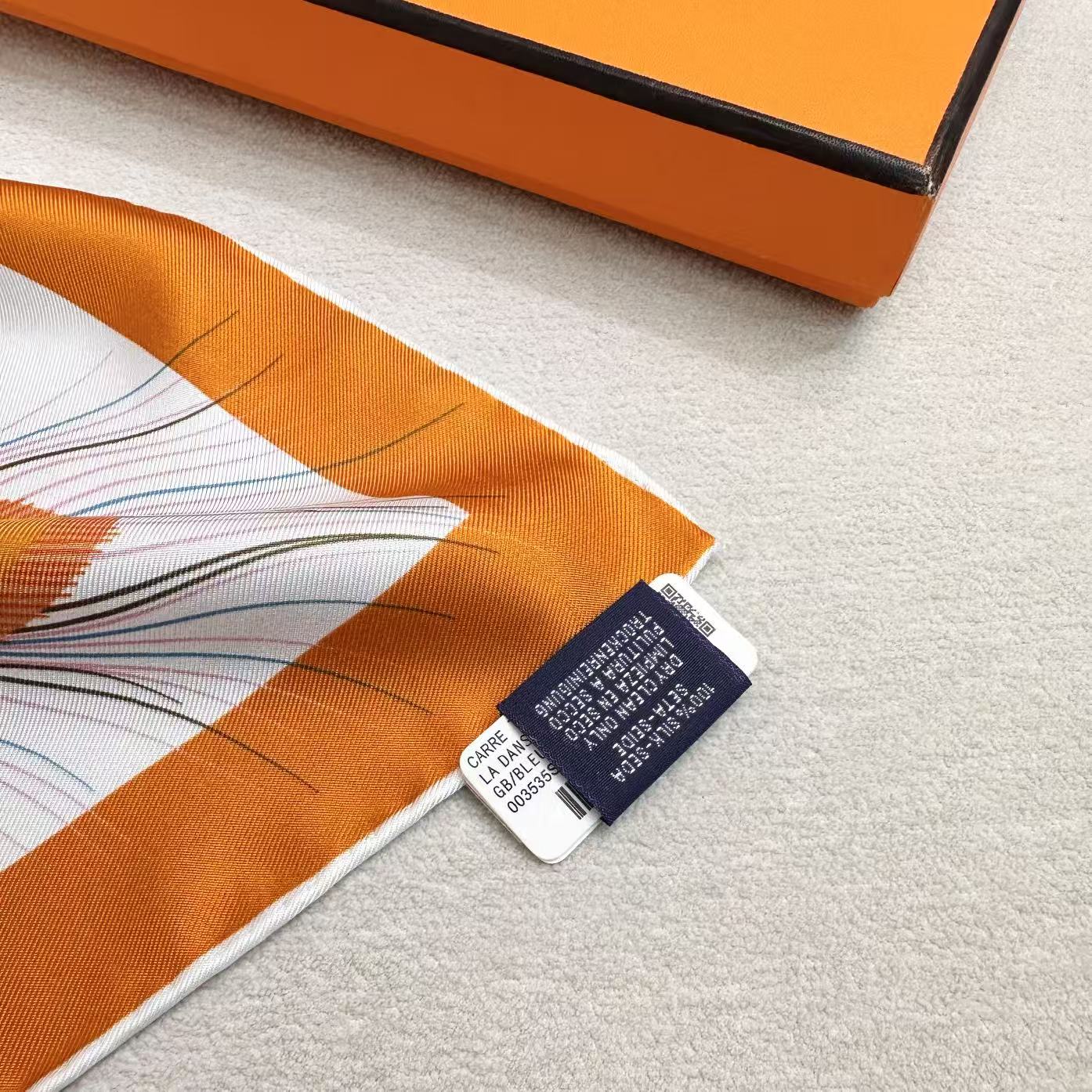 HERMES 26S SCARF 88 IN SILK 303219