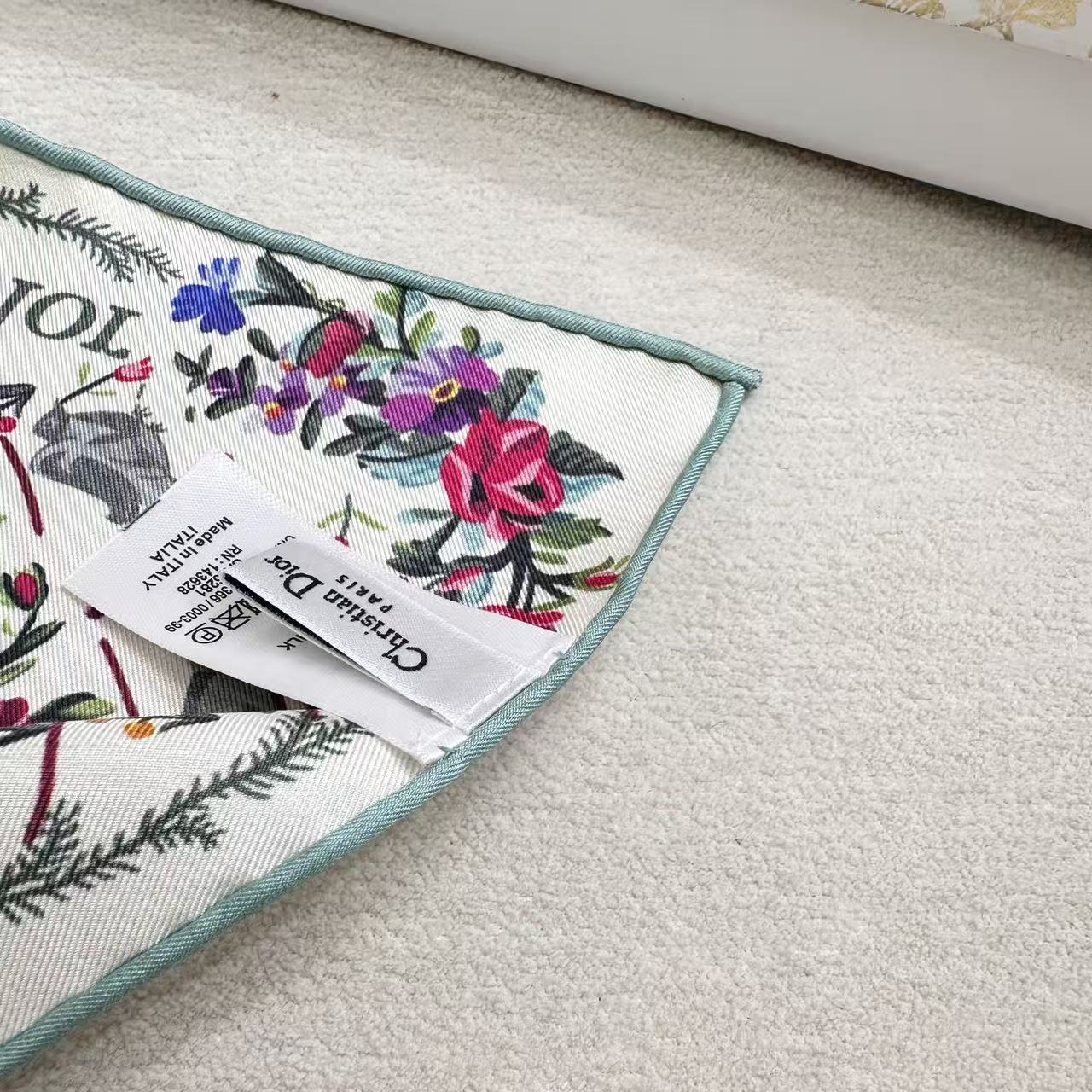 DIOR 26S SCARF 90CM IN SILK 309790