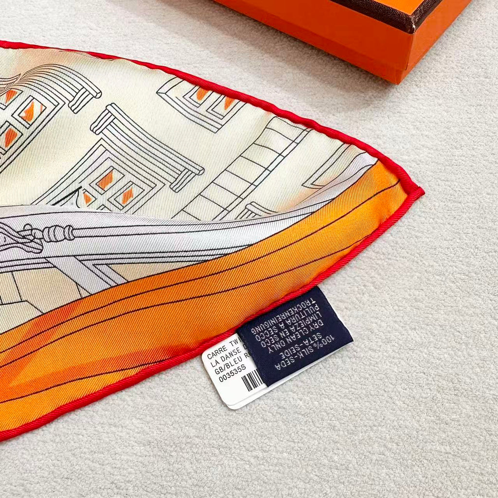 HERMES 26S SCARF 90 IN SILK 304329