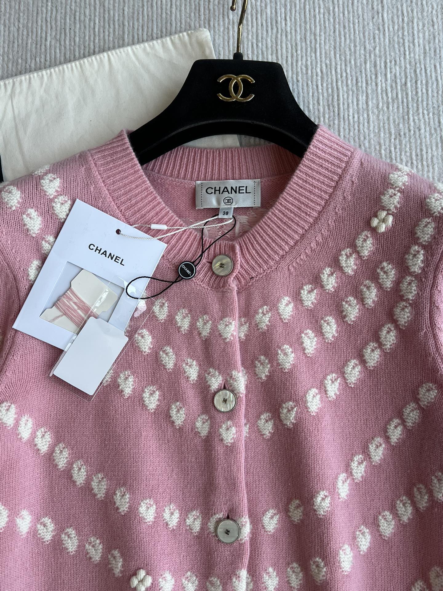 Chanel 25P Cardigan Pink Mix White Cashmere 229516