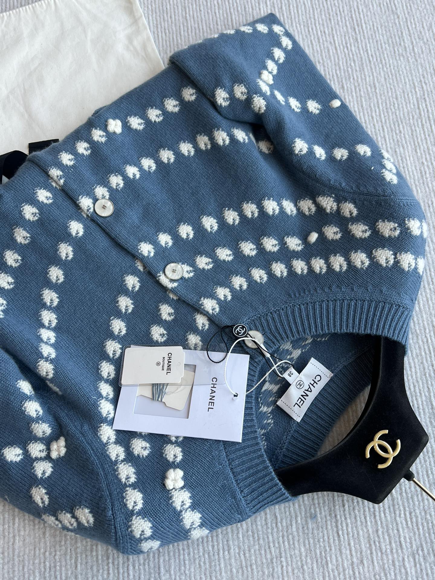 Chanel 25P Cardigan Dark Blue Mix White Cashmere 229517