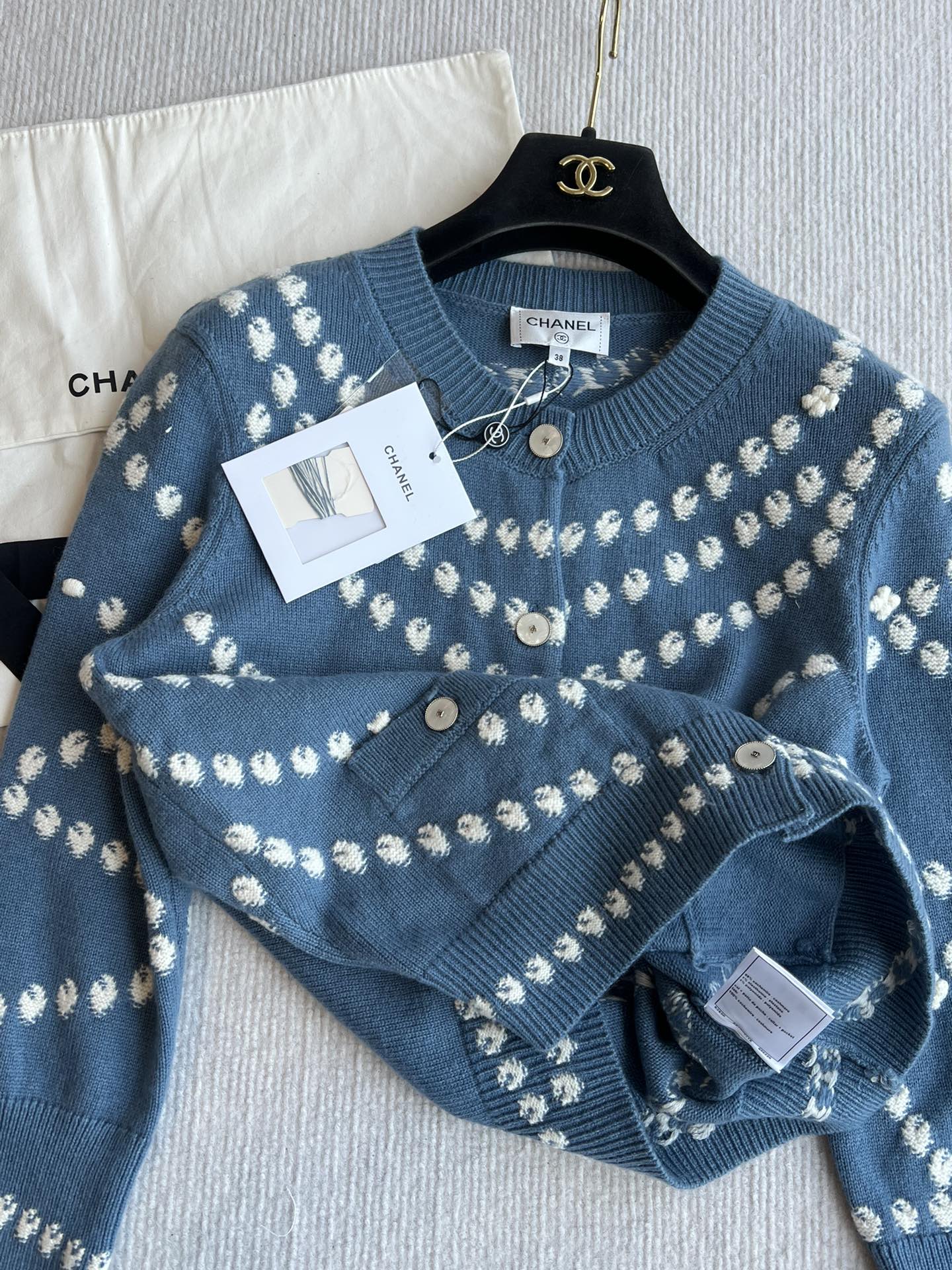 Chanel 25P Cardigan Dark Blue Mix White Cashmere 229517