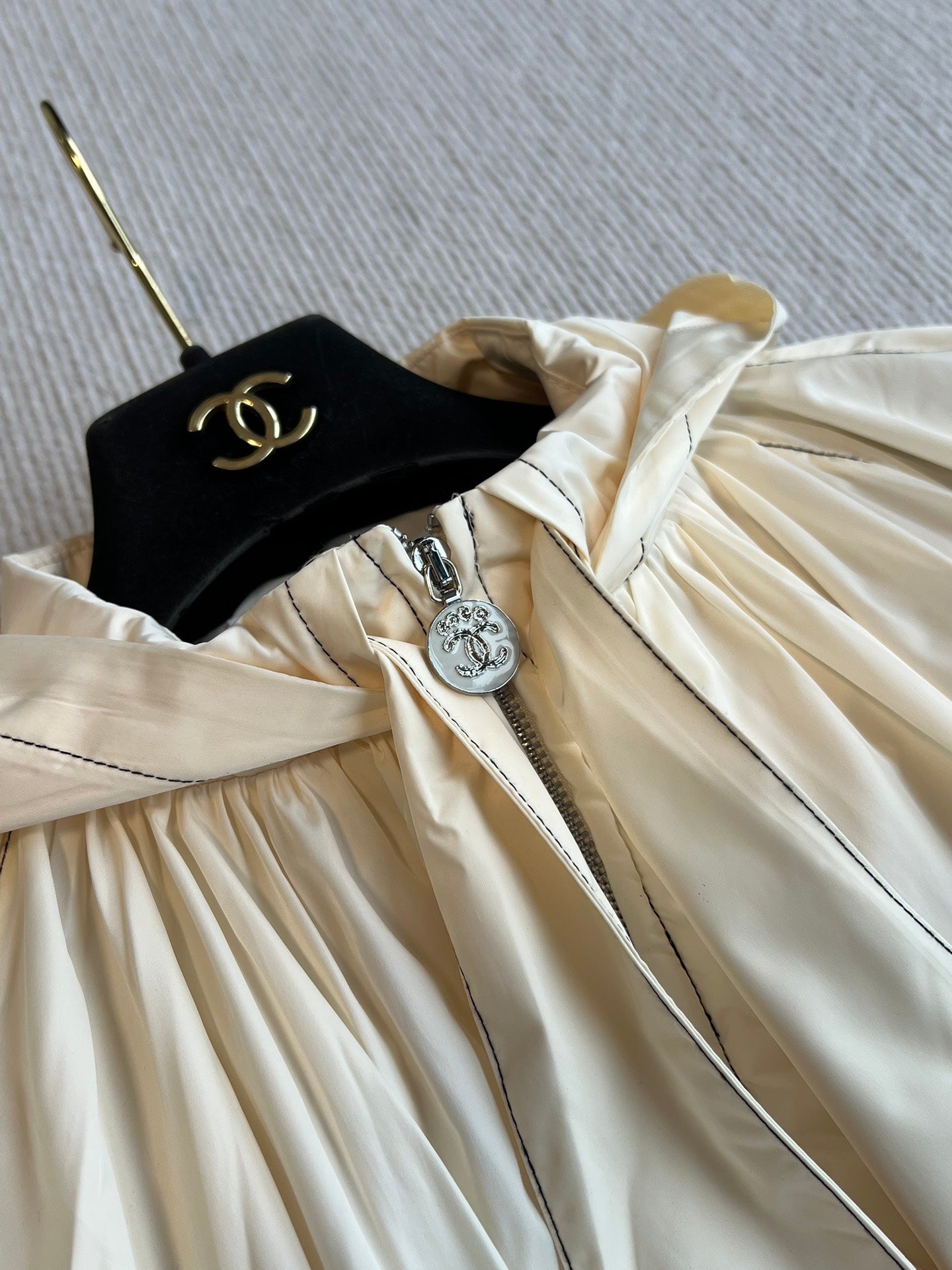 CHANEL SUN PROTECTION JACKET WITH DRAWSTRING 269662