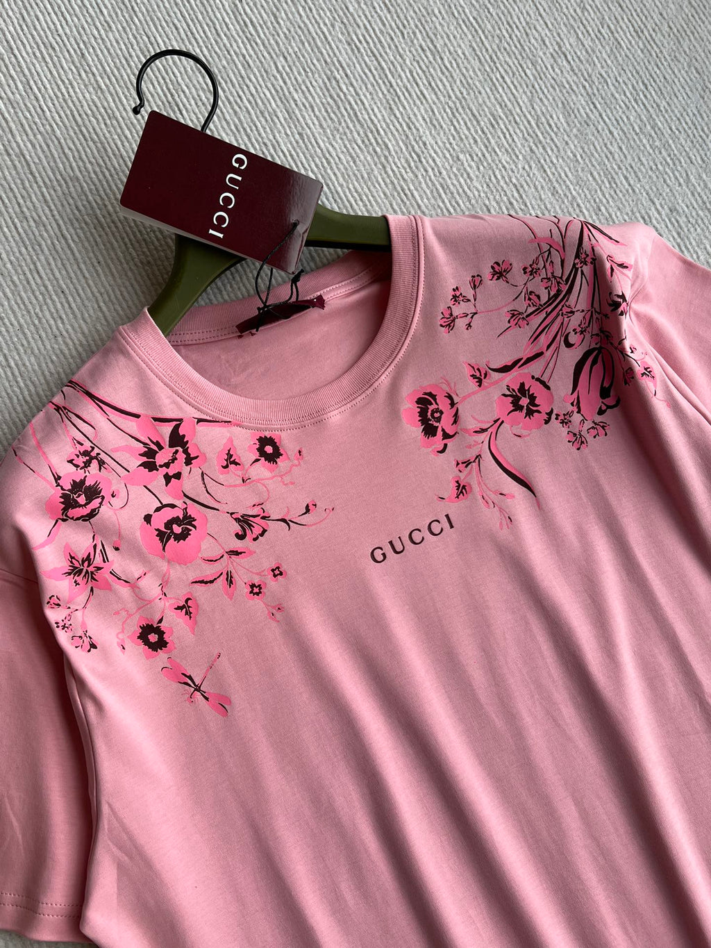 GUCCI SHORT SLEEVE LOGO PRINTED T-SHIRT 275723