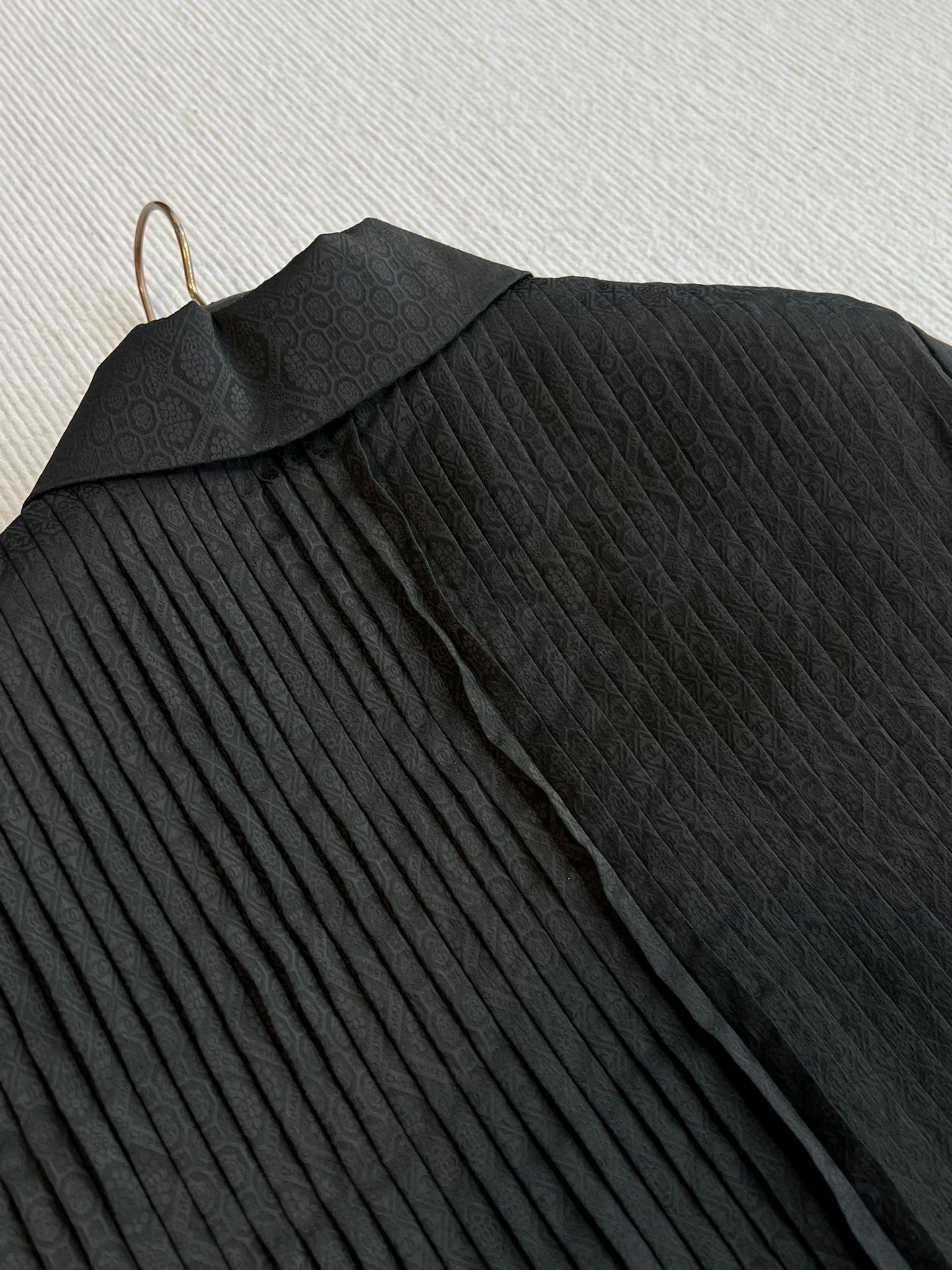 CHANEL PLEATED SHIRT STYLE 31