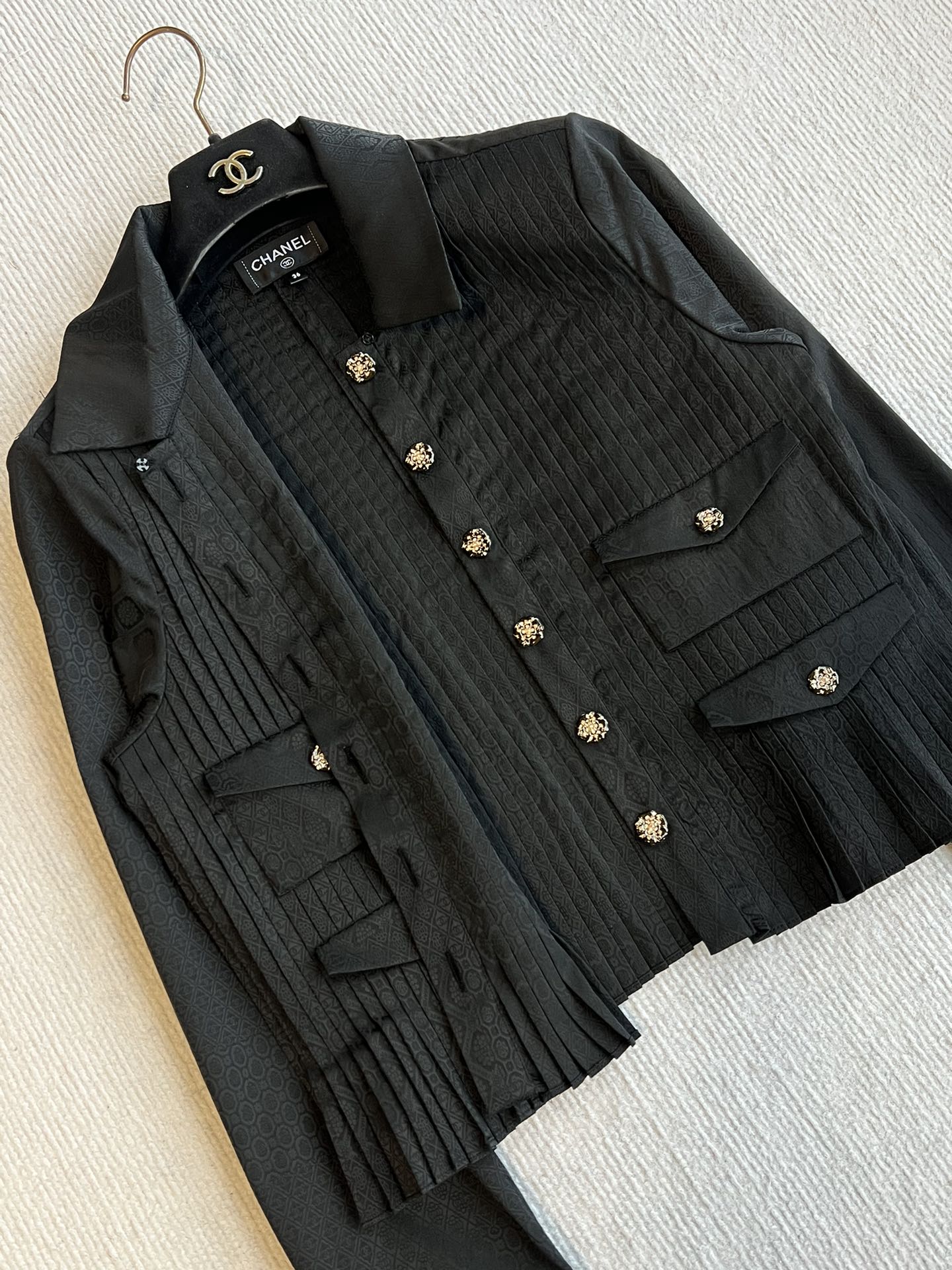 CHANEL PLEATED SHIRT STYLE 31