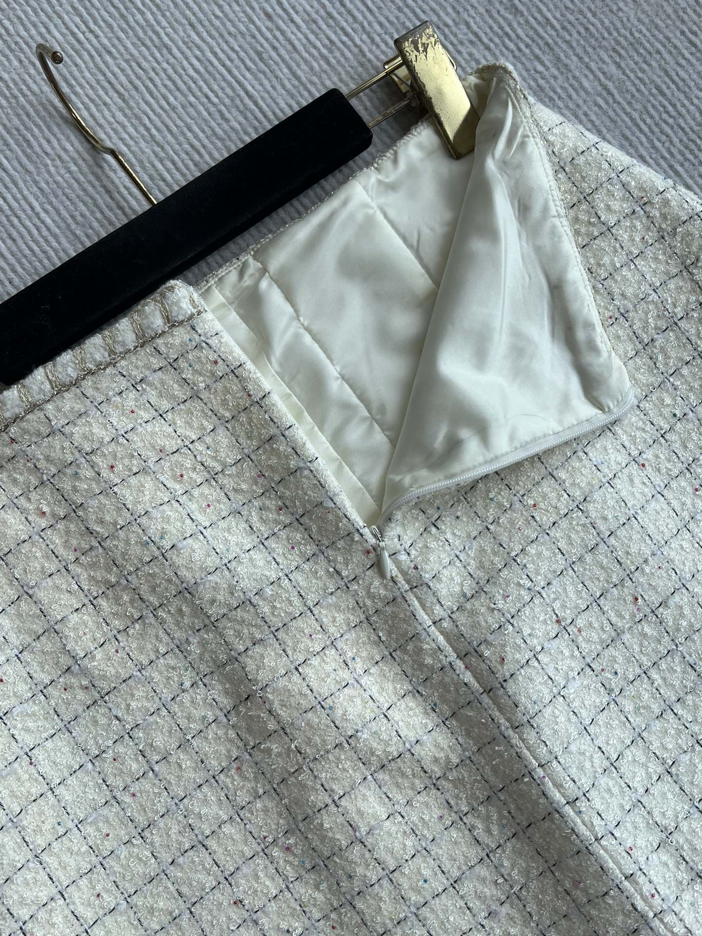 CHANEL MINI SKIRT STYLE 8
