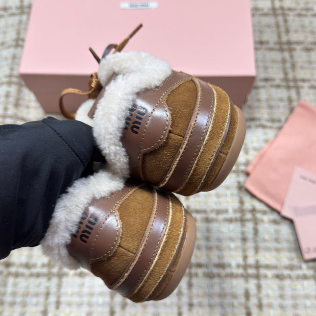 MIUMIU 26S SNEAKERS IN DARK BROWN SUEDE AND SHEARLING