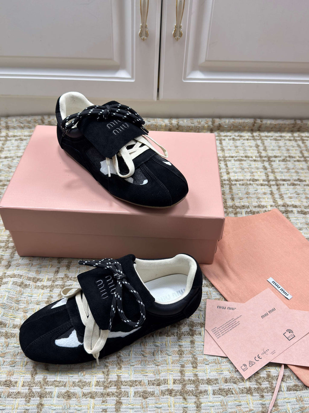 MIUMIU 26S SNEAKERS IN BLACK SUEDE 02