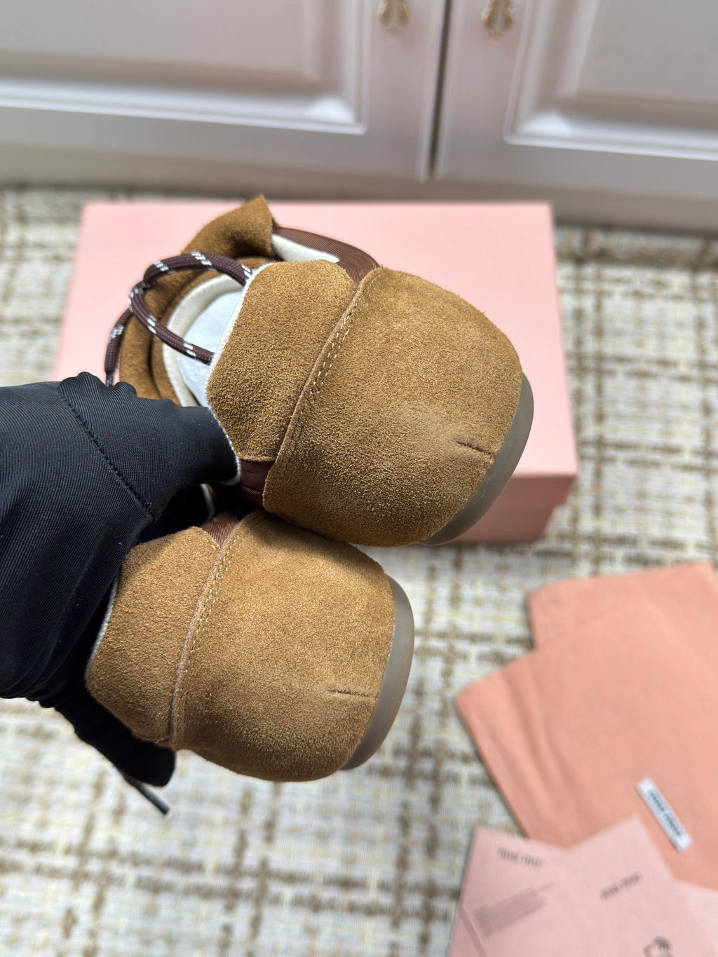 MIUMIU 26S SNEAKERS IN DARK BROWN SUEDE 01