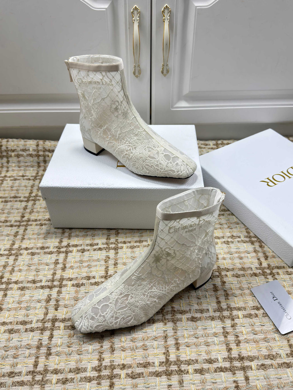 DIOR 26S ANKLE BOOTS 35MM IN WHITE FLORAL LACE MESH BLOCK HEEL