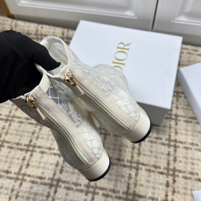 DIOR 26S ANKLE BOOTS 35MM IN WHITE FLORAL LACE MESH BLOCK HEEL