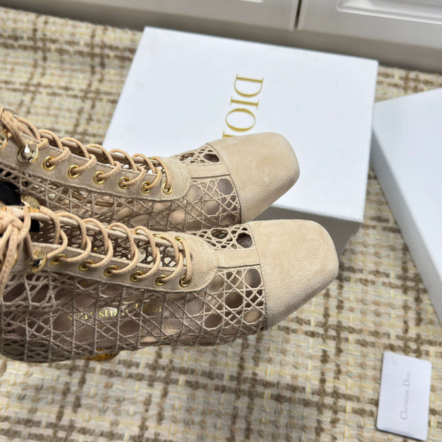 DIOR 26S LACE UP ANKLE BOOTS 80MM IN BEIGE OPENWORK LACE SUEDE GOLD HEEL