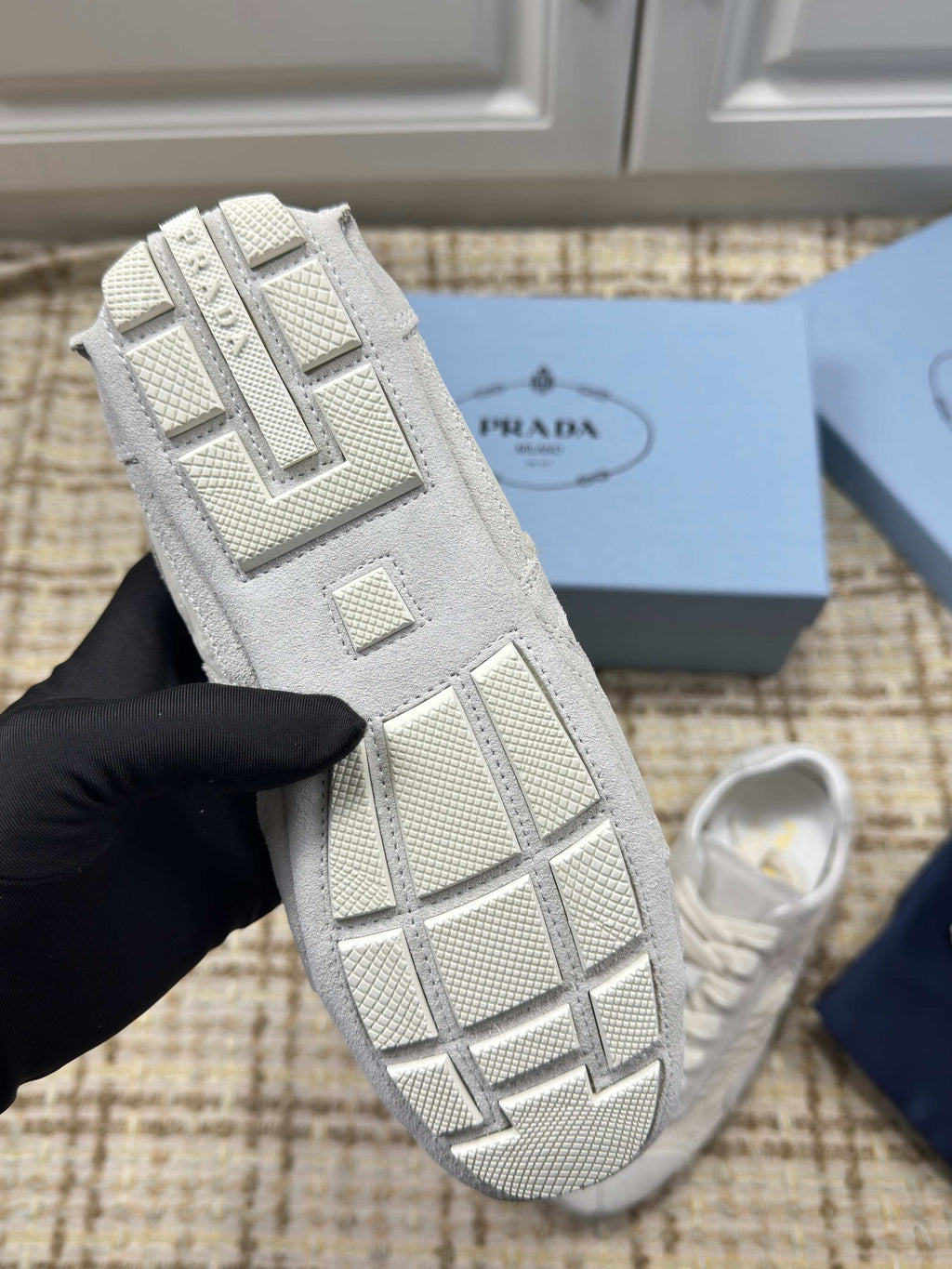 PRADA 26S LOW TOP SNEAKERS IN WHITE NYLON AND SUEDE
