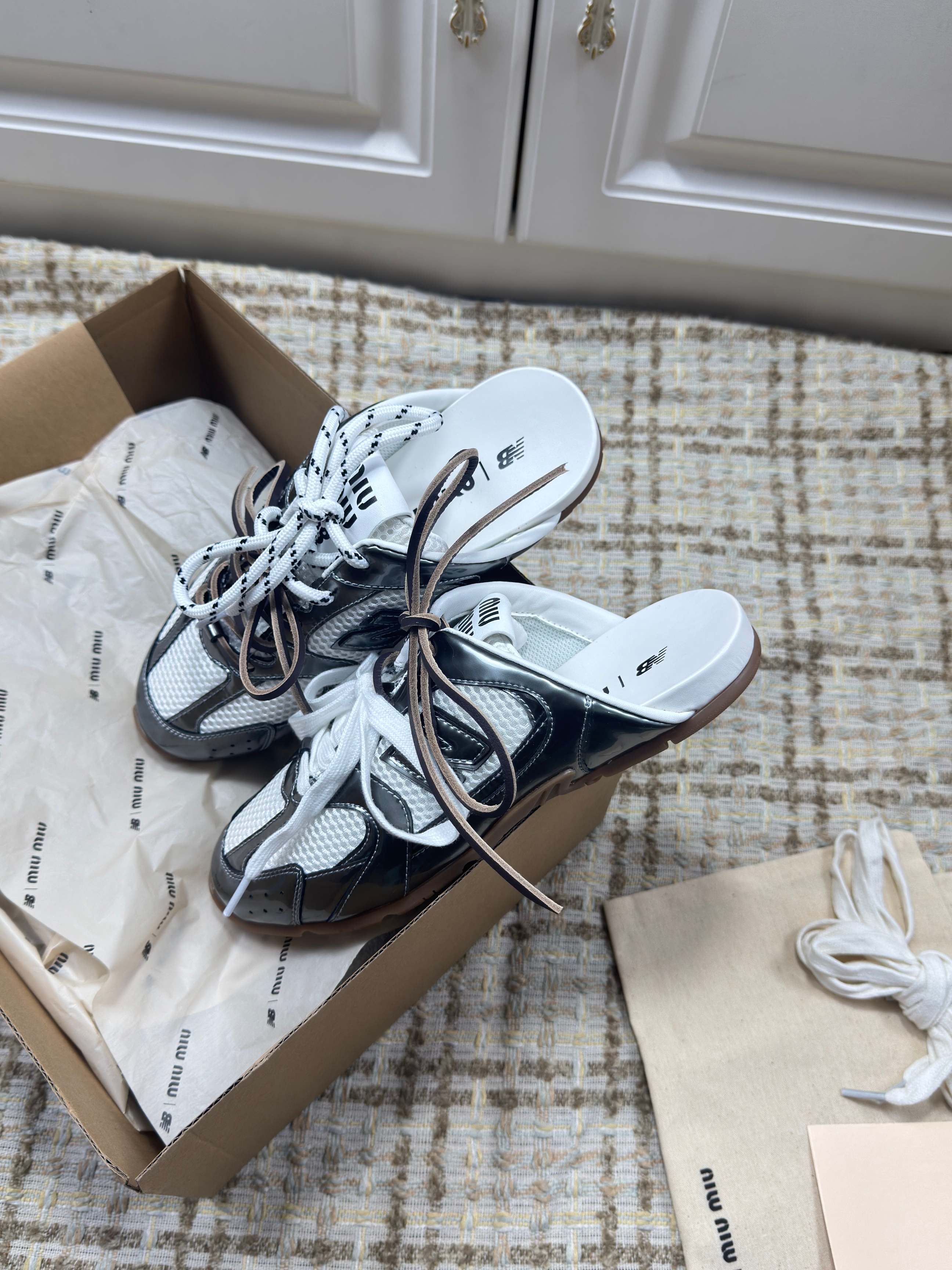 MIUMIU 26S NEW BALANCE SNEAKER MULES IN WHITE MESH AND DARK SILVER CALFSKIN