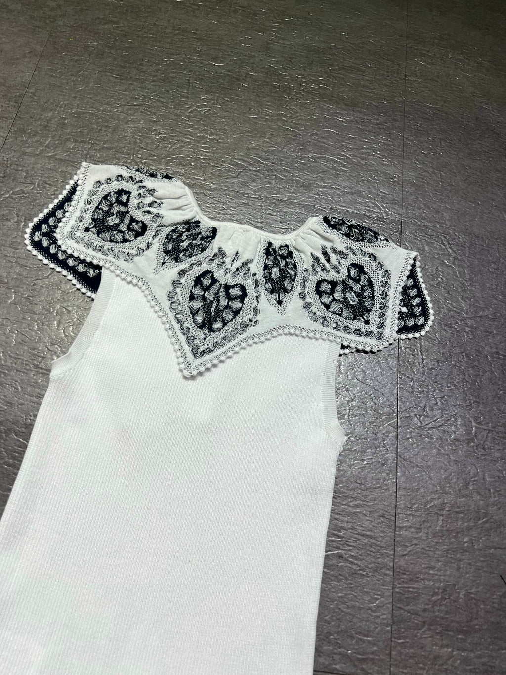 DIOR 26S LACE-COLLAR KNIT TOP 1382