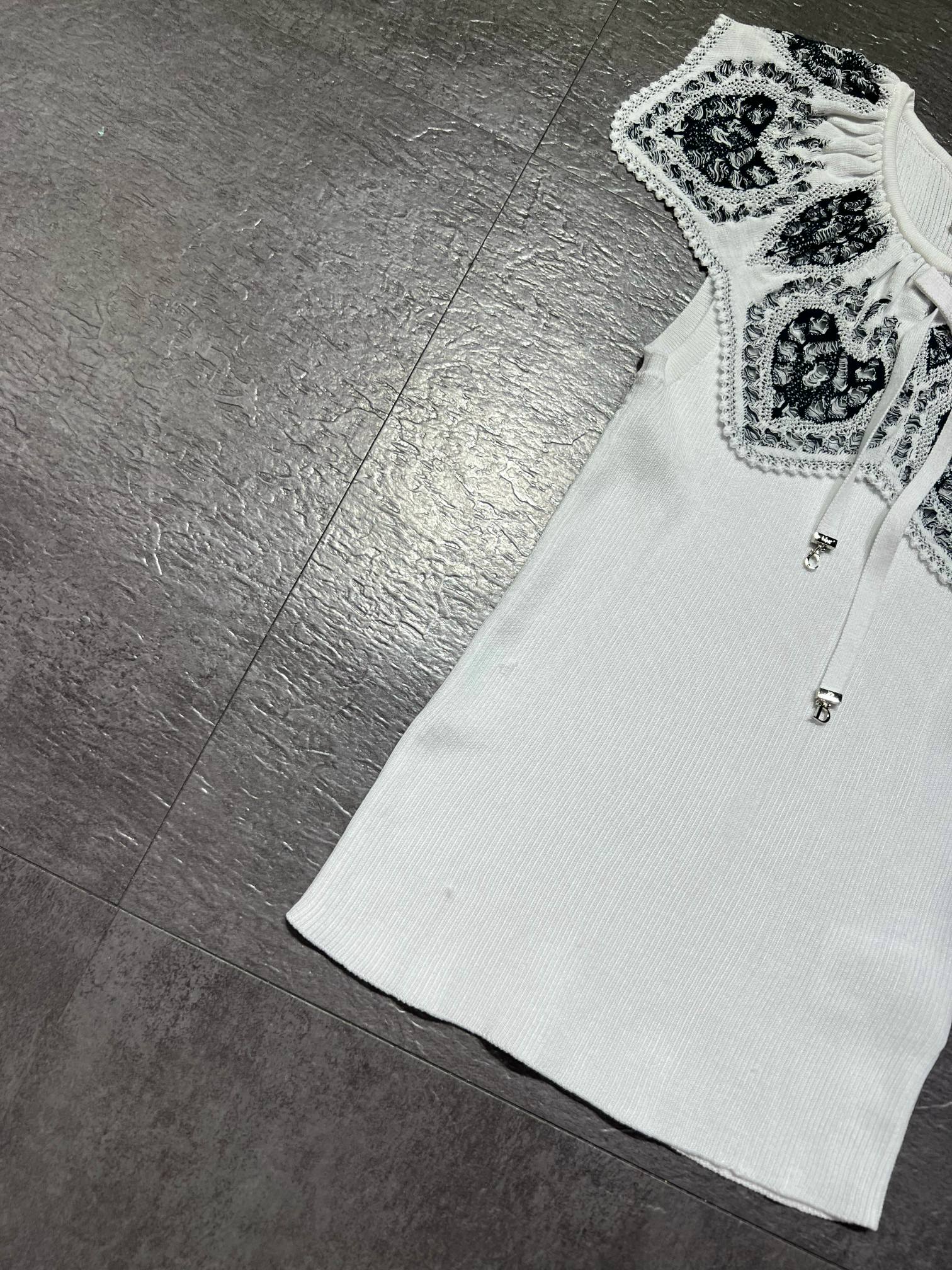 DIOR 26S LACE-COLLAR KNIT TOP 1382