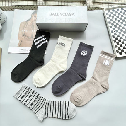 BALENCIAGA 26S CREW SOCKS 569215 (1 BOX)