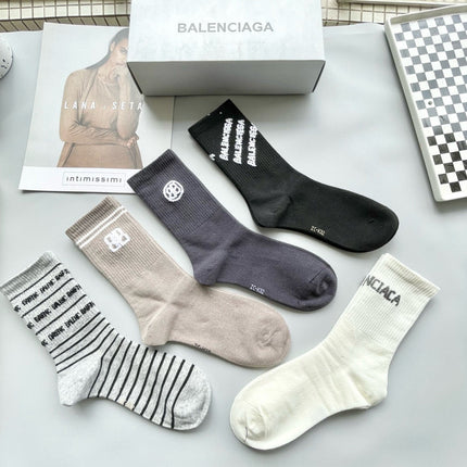 BALENCIAGA 26S CREW SOCKS 569215 (1 BOX)