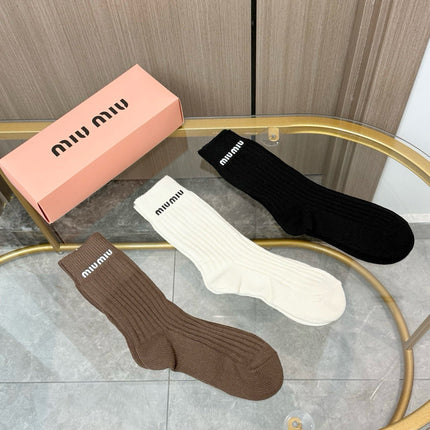 MIUMIU 26S CREW SOCKS 410317 (1 BOX)