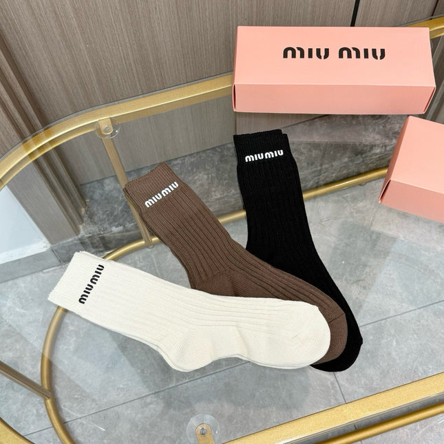 MIUMIU 26S CREW SOCKS 410317 (1 BOX)