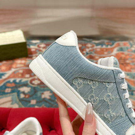 GUCCI 26S SCREENER SNEAKER IN LIGHT BLUE DENIM