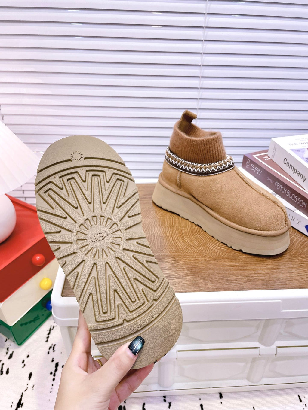SNOW BOOTS IN CIDER BROWN SUEDE WITH ETHNIC STYLE SOCK