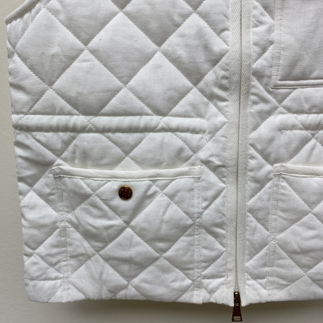 MONCLER 25S DOWN VEST IN WHITE 081