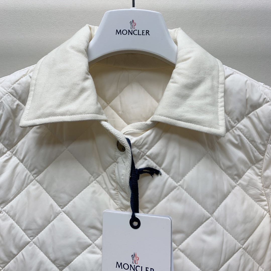 MONCLER 25S JACKET IN WHITE 078