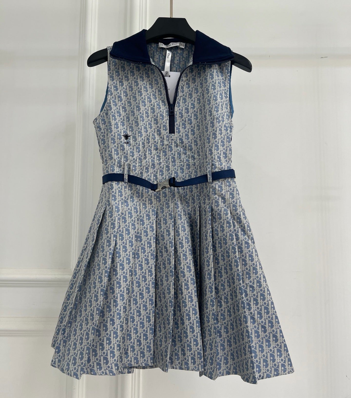 DIOR 26S SLEEVELESS FIT-AND-FLARE DRESS 1420