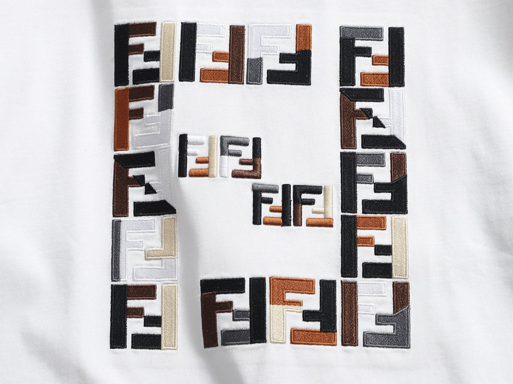 FENDI 26S SHORT SLEEVE T-SHIRT 171