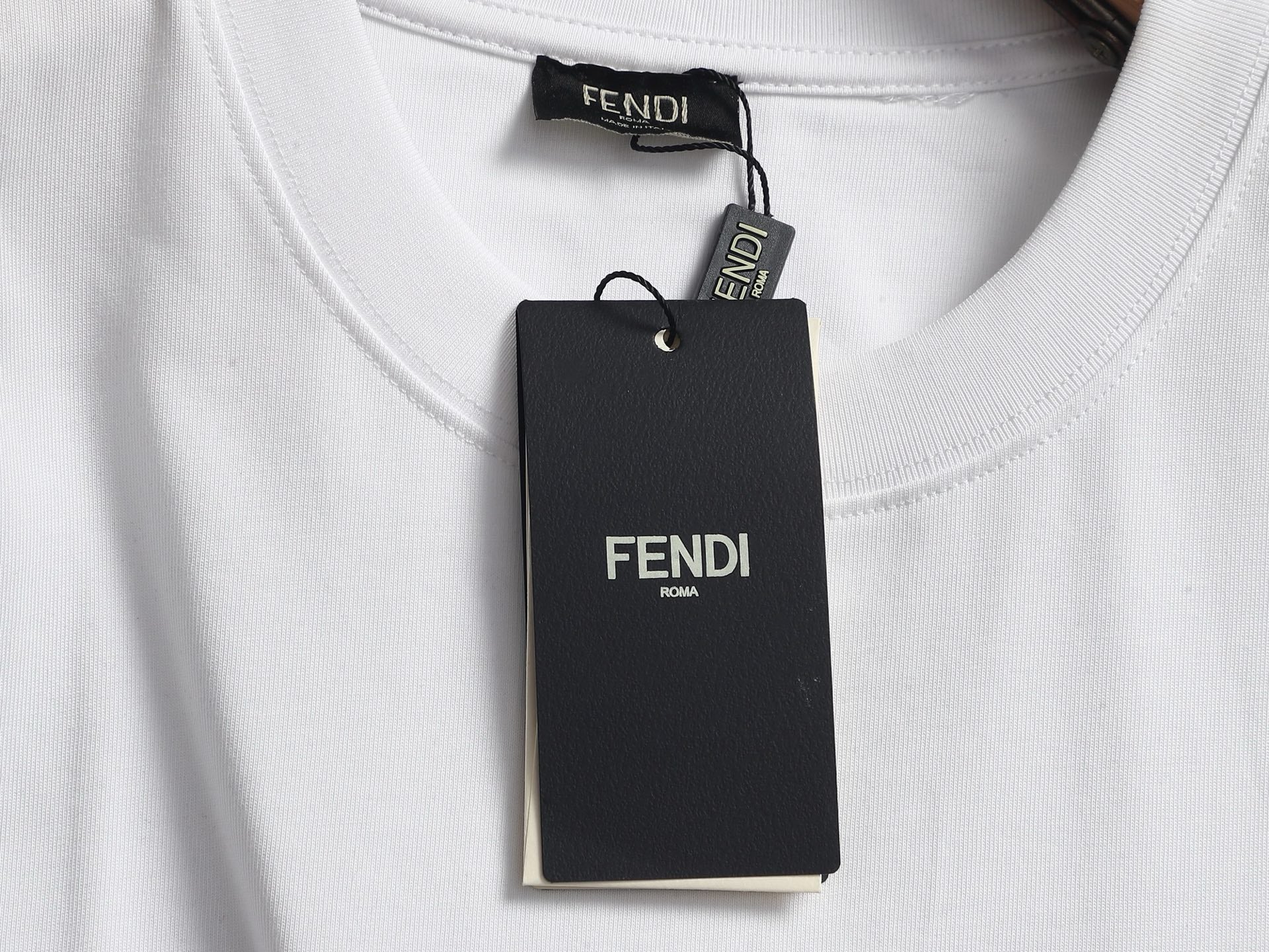FENDI 26S SHORT SLEEVE T-SHIRT 094