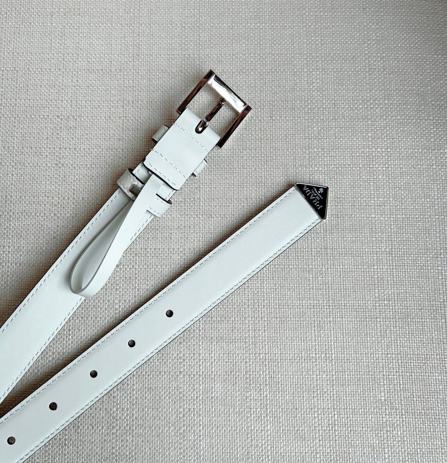 PRADA 25S BELT 25 MM IN WHITE CALFSKIN 585796