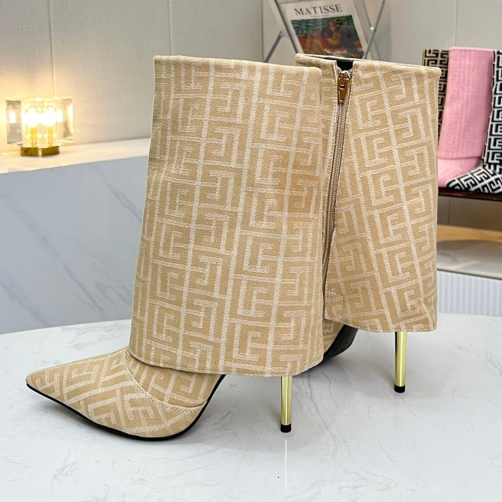 BALMAIN 26S MONOGRAM BOOTS 105 MM IN NUDE BEIGE JACQUARD-WOVEN CANVAS