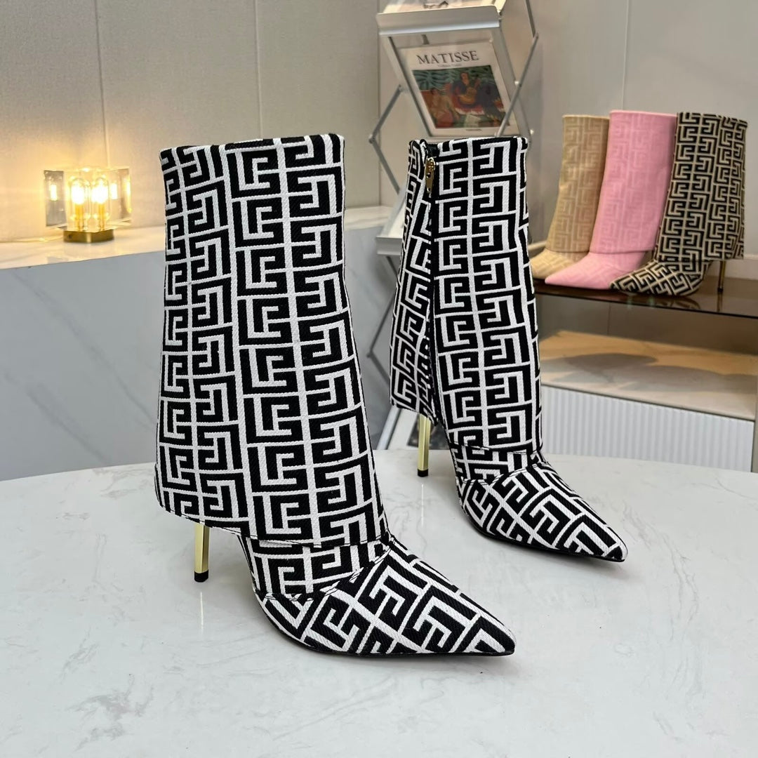 BALMAIN 26S MONOGRAM BOOTS 105 MM IN BLACK AND WHITE JACQUARD-WOVEN CANVAS