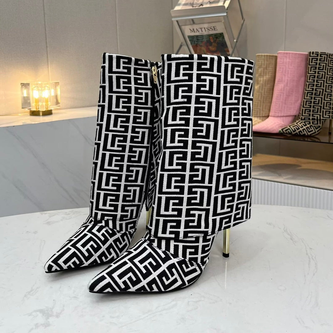 BALMAIN 26S MONOGRAM BOOTS 105 MM IN BLACK AND WHITE JACQUARD-WOVEN CANVAS