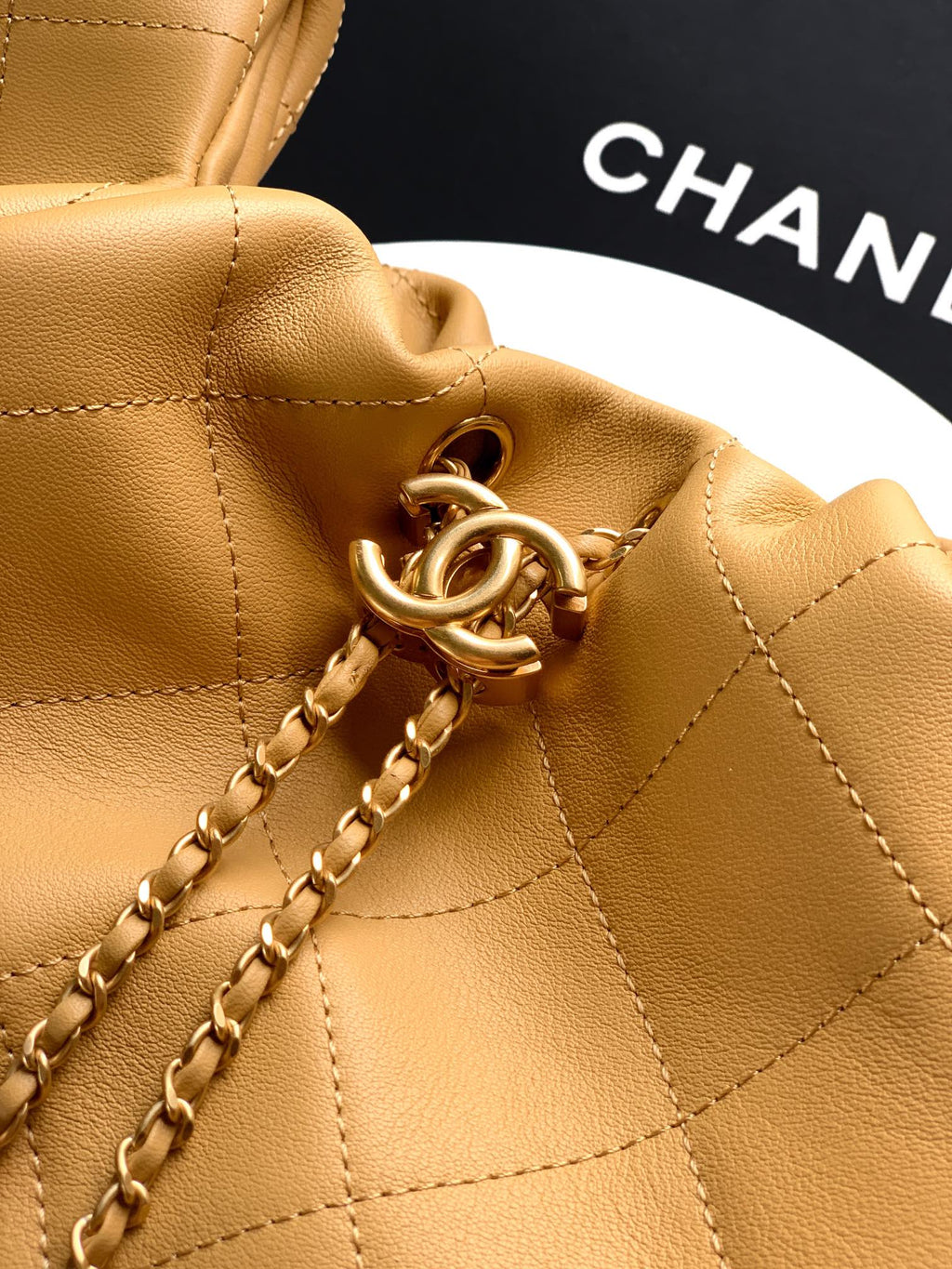CC 26C LARGE HOBO BAG 29CM IN BEIGE CALFSKIN GOLD HARDWARE