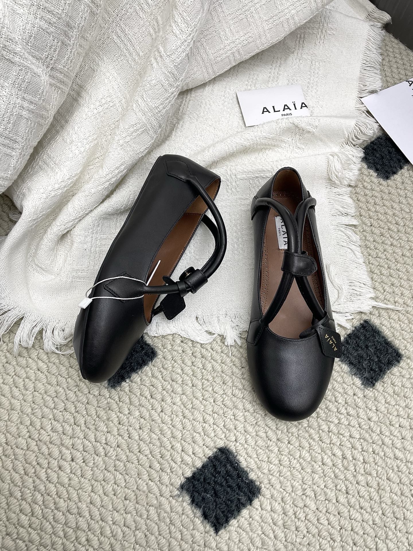 ALAIA 26S BALLET TECKEL IN BLACK CALFSKIN