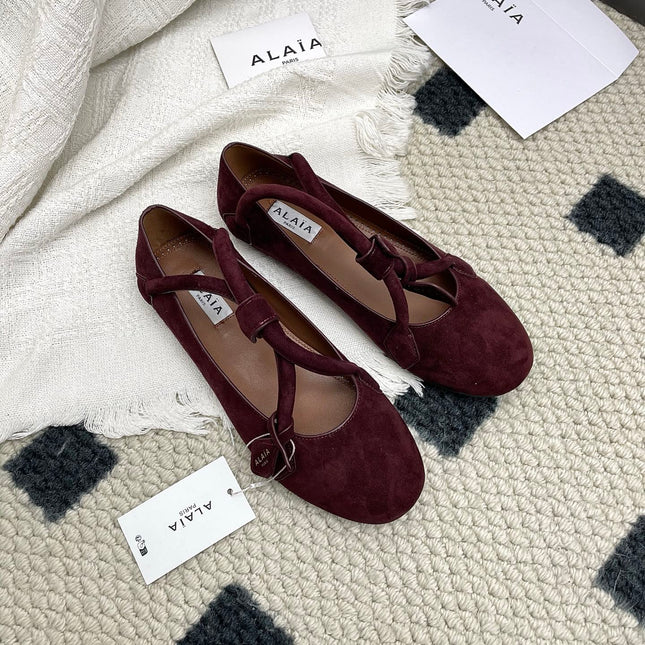 ALAIA 26S BALLET TECKEL IN DARK RED SUEDE