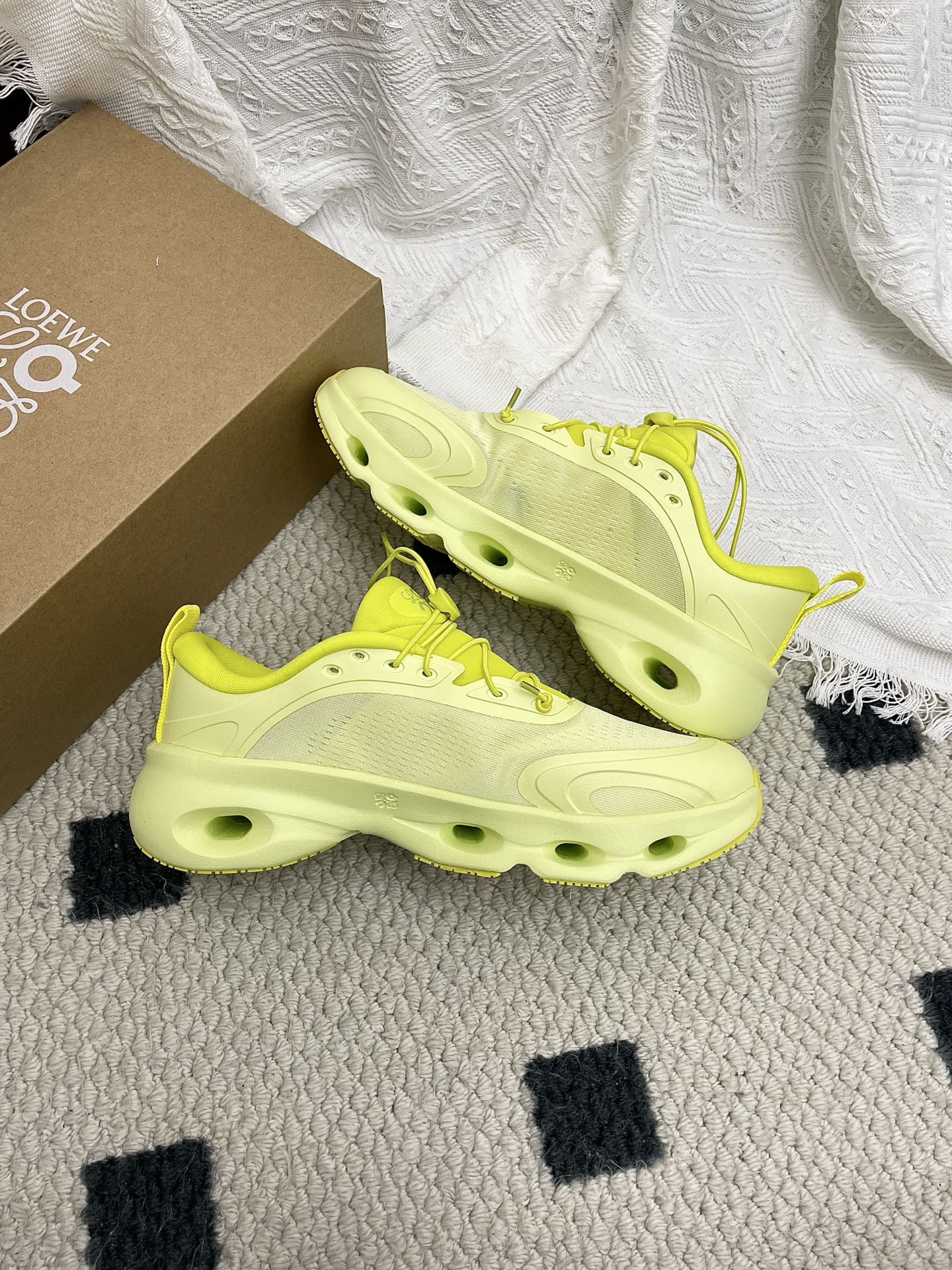 LOEWE 26S CLOUDSOLO SNEAKERS IN LIME YELLOW RECYCLED POLYESTER