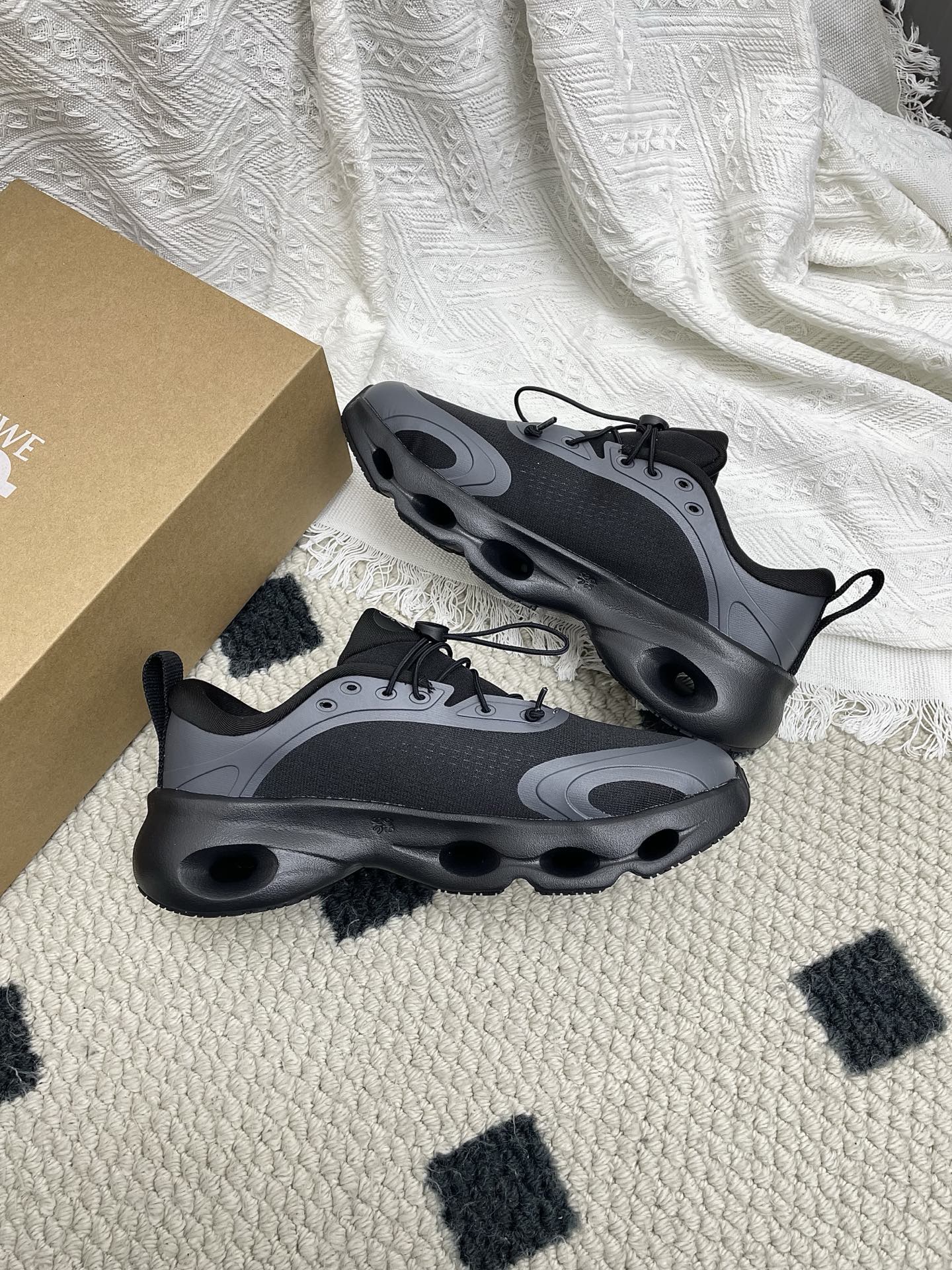 LOEWE 26S CLOUDSOLO SNEAKERS IN BLACK RECYCLED POLYESTER