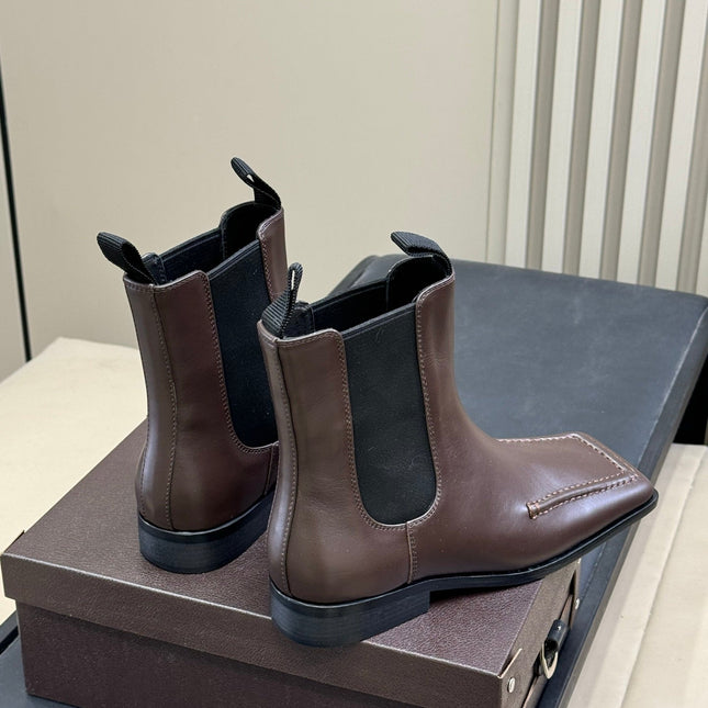 ALAIA 25S SQUARE TOE CHELSEA ANKLE BOOTS SHOES IN BROWN CALFSKIN