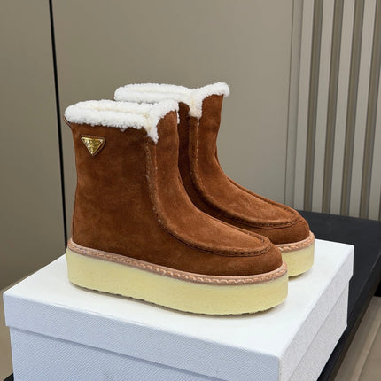 PRADA 25S PLATFORM ANKLE BOOTS 40 MM IN DARK BROWN SUEDE SHEARLING-LINED