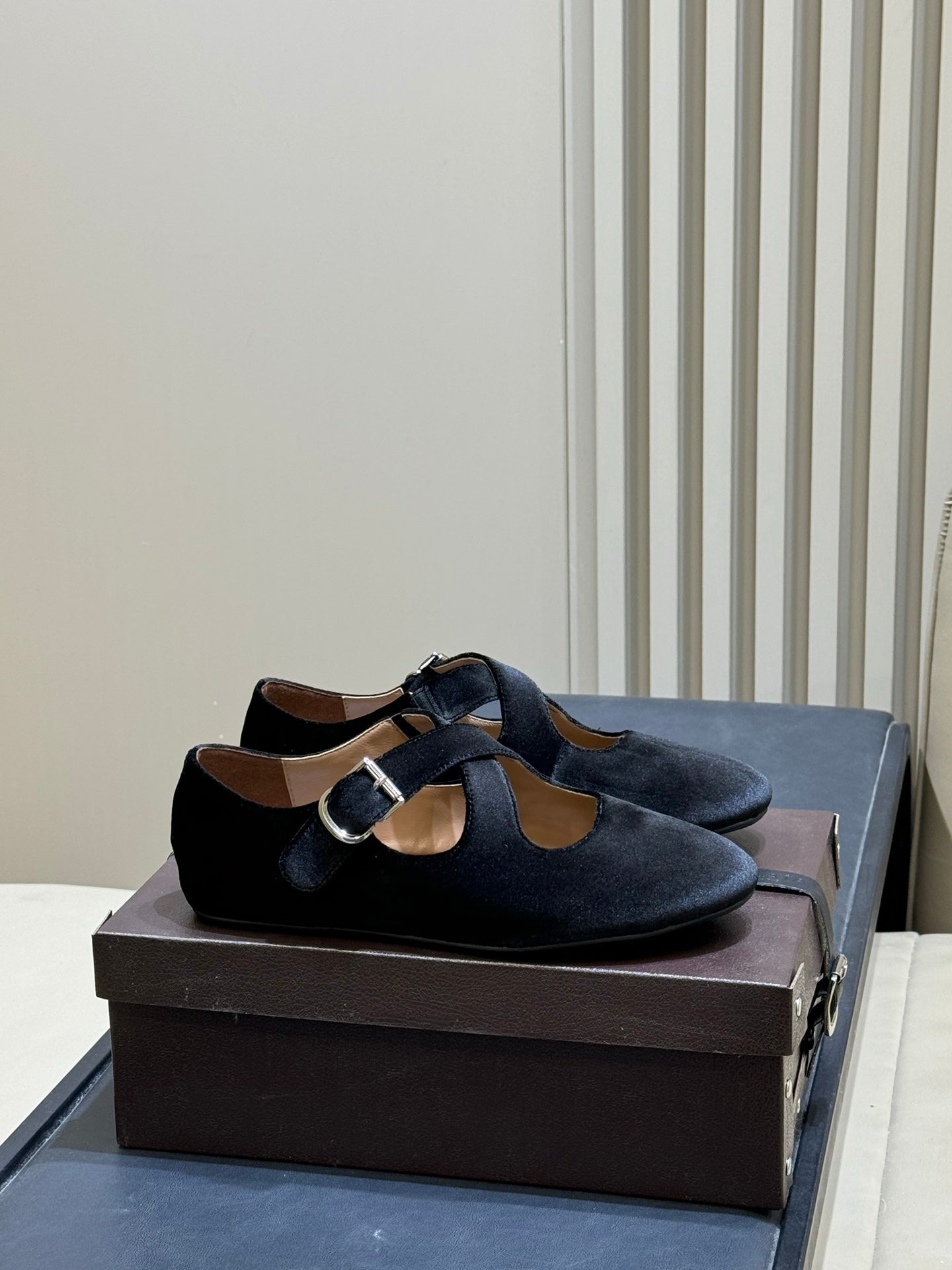ALAIA 26S MARY JANE BALLET FLATS IN BLACK VELVET