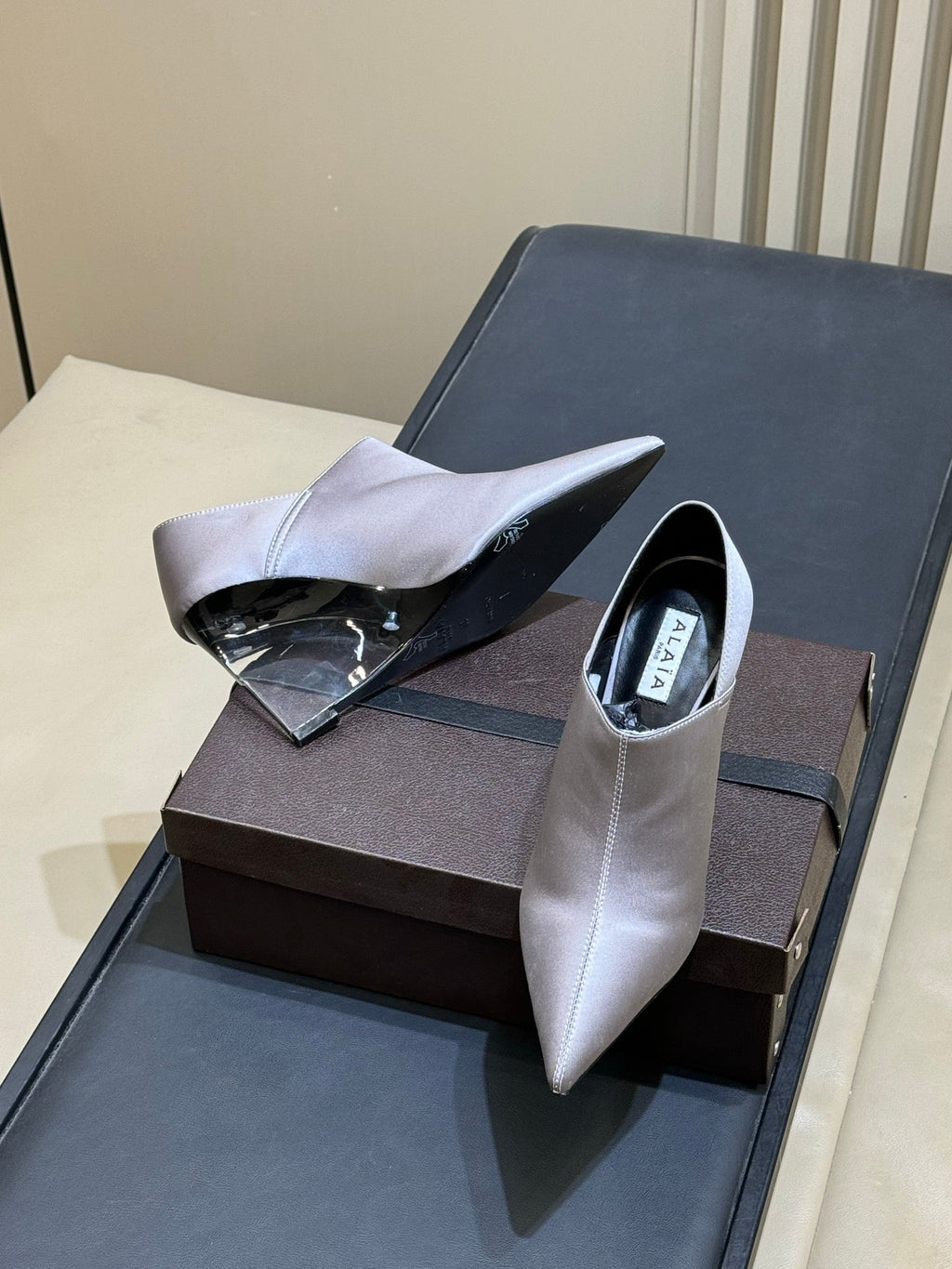ALAIA 26S TRANSPARENT HIGH HEELS IN LAVENDER GRAY SATIN
