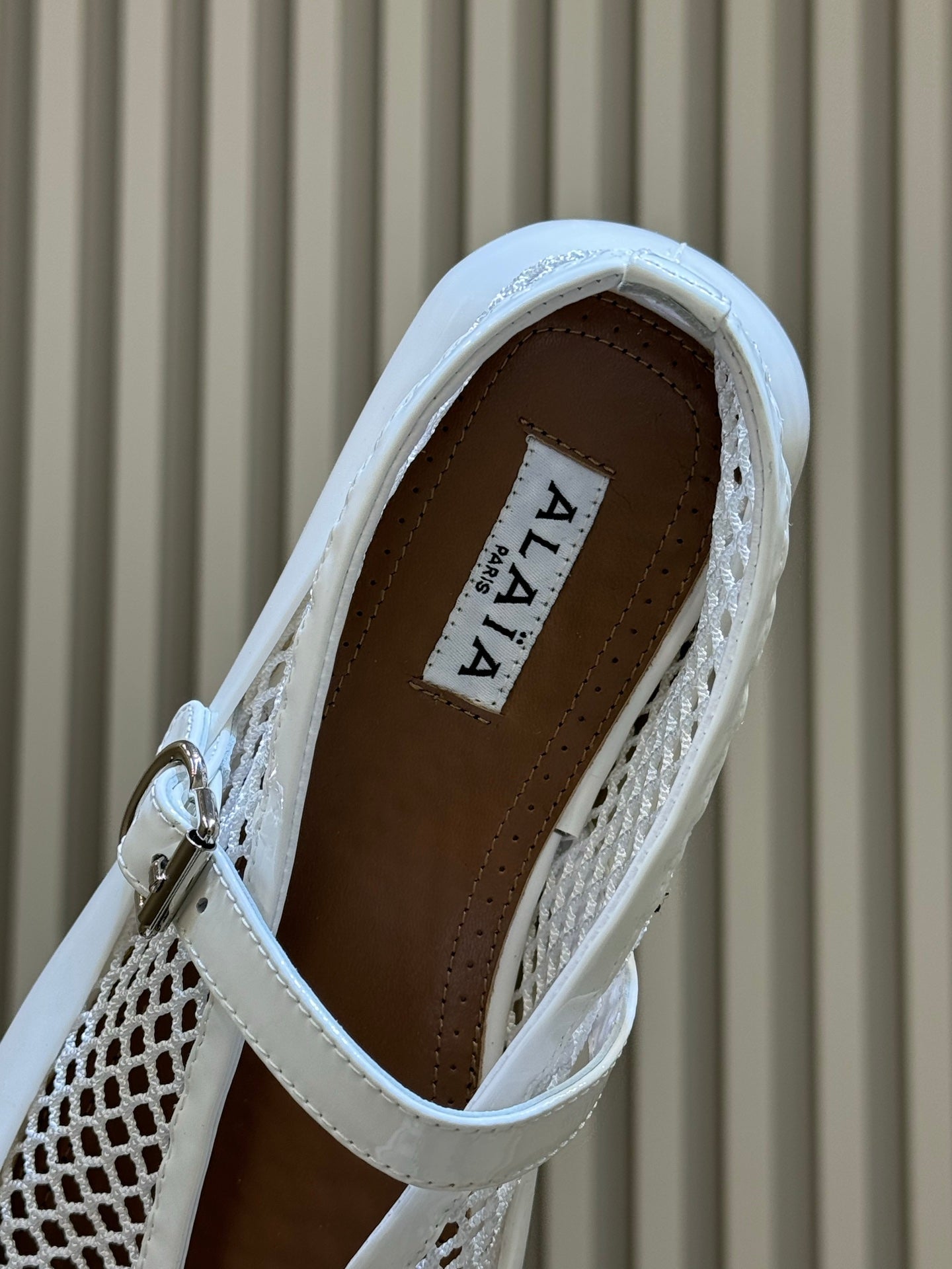 ALAIA 26S MARY JANE BALLET FLATS IN WHITE MESH AND GLOSSY CALFSKIN